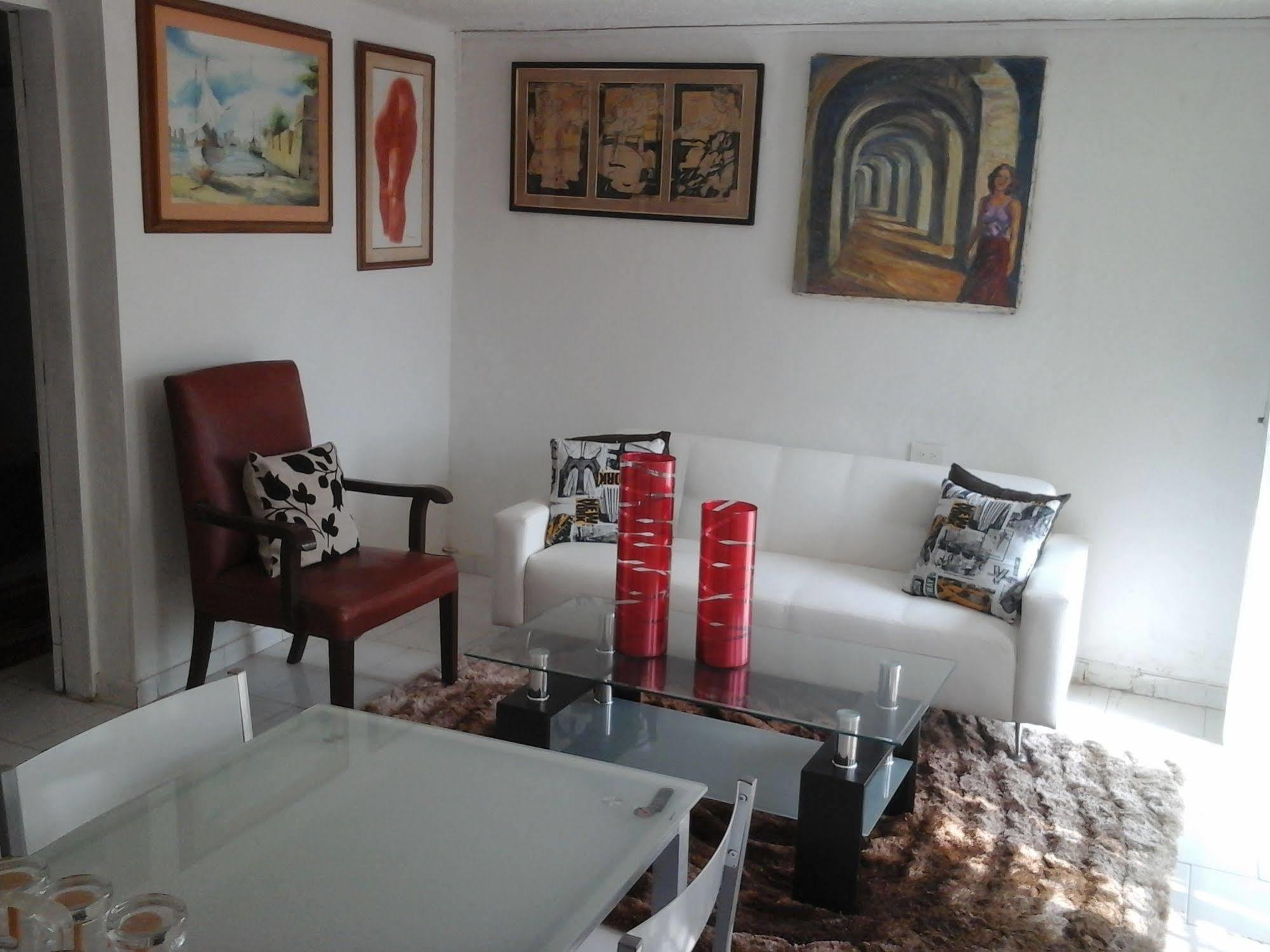 B&B Grand Royal Inn Barranquilla  Eksteriør billede